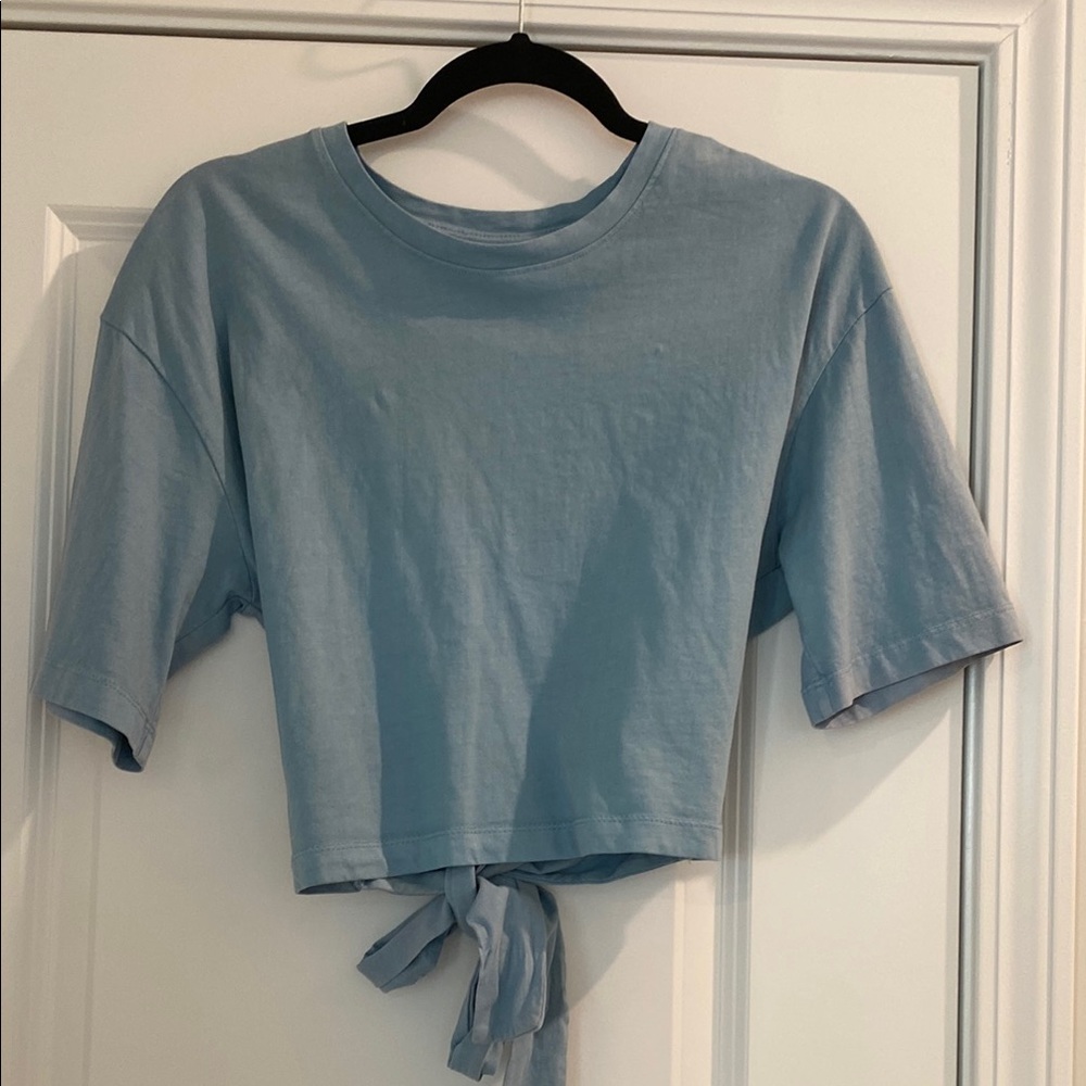 Universal Thread Casual Blue Tie-Back Women's Top